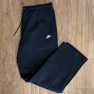 Men’s XL Nike Black Sweatpants New With Tags